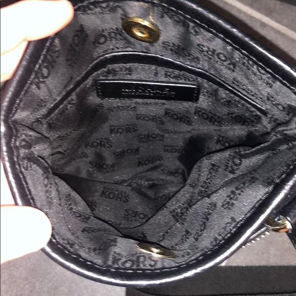 Michael Kors purse - Picture 5 of 5